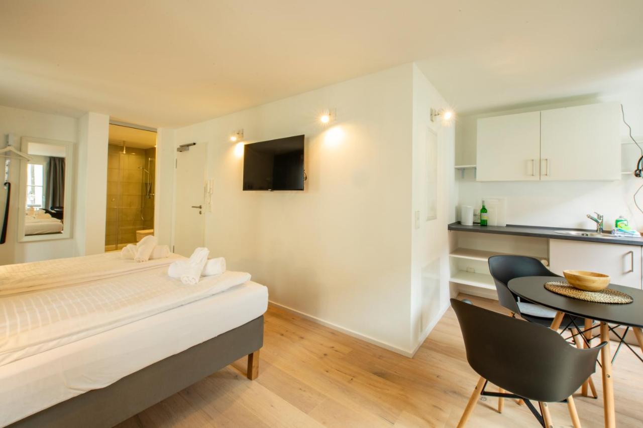 Gaestehaus Am Schlossplatz, Z. 2 미르스부르크 외부 사진